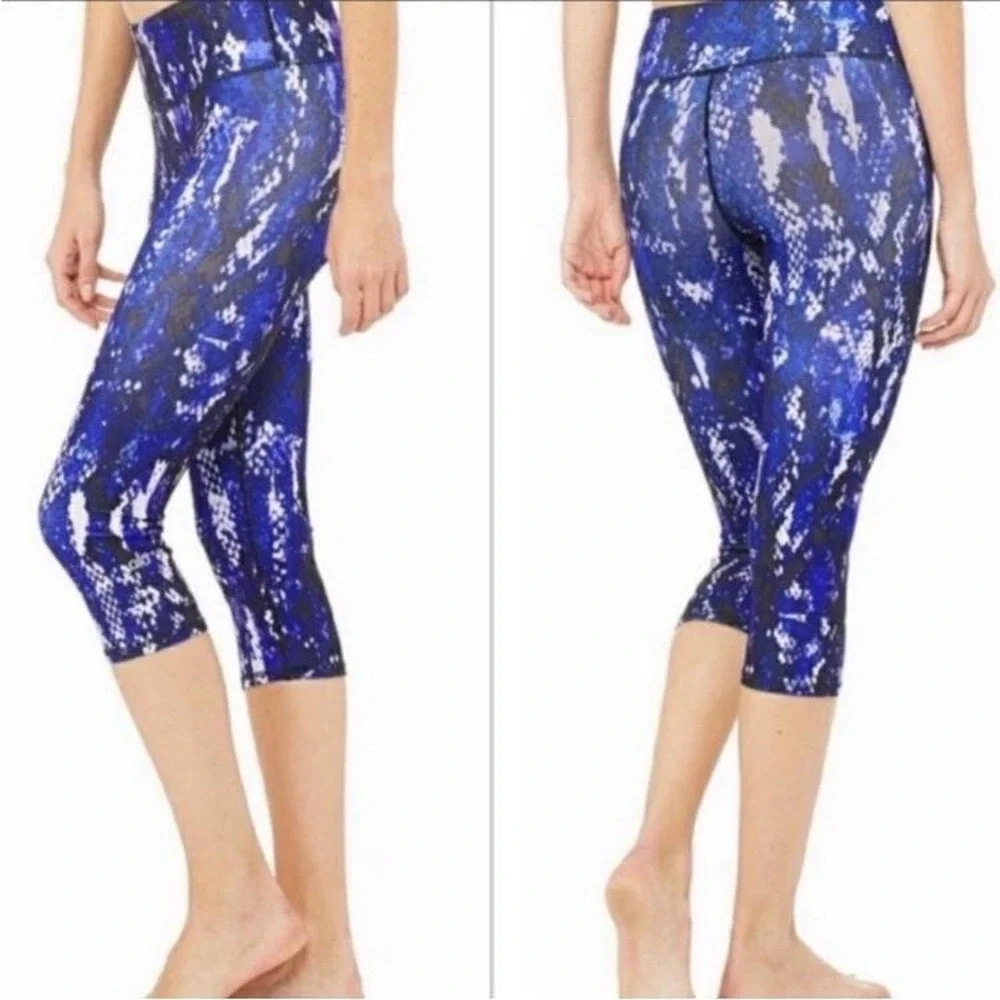 Alo Yoga Airbrush Leggings Deep Electric Blue Snakeskin Python Small,‎ Cropped